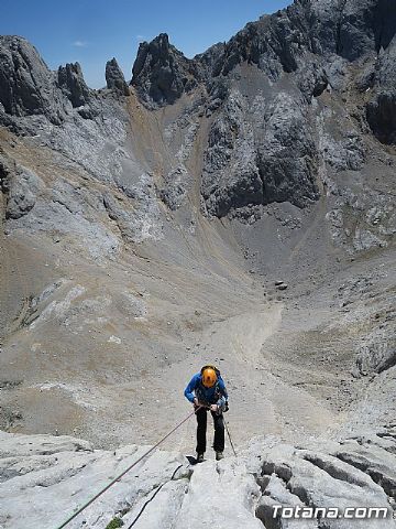 Dos totaneros y un alhameo coronan el PICU URRIELLU, Naranjo de Bulnes - 81