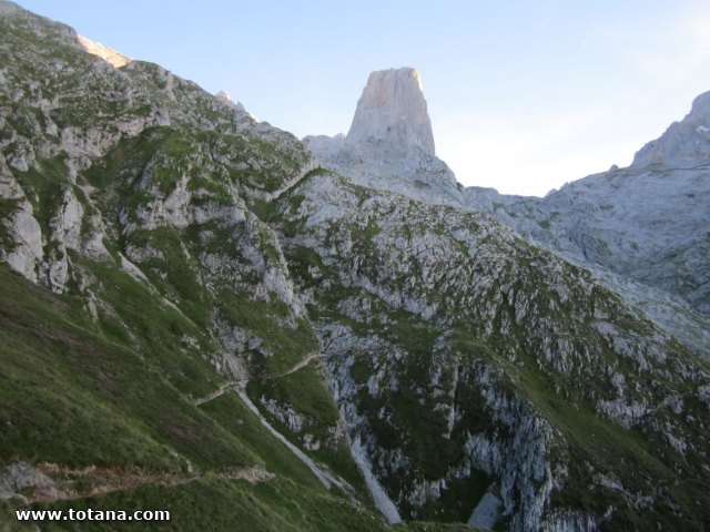 Escalada. PICU Urriellu, Naranjo de Bulnes - 120