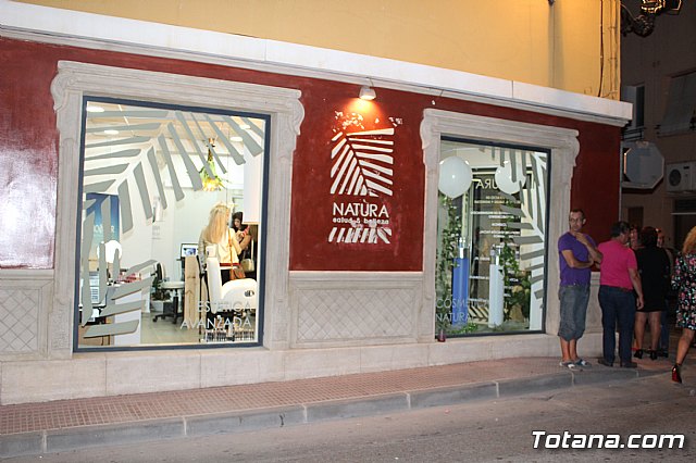 Inauguracin NATURA salud & belleza - 25