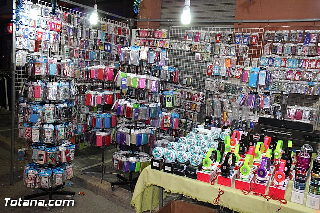 IV Feria de la Navidad y el Regalo de la Avenida de Lorca - 9