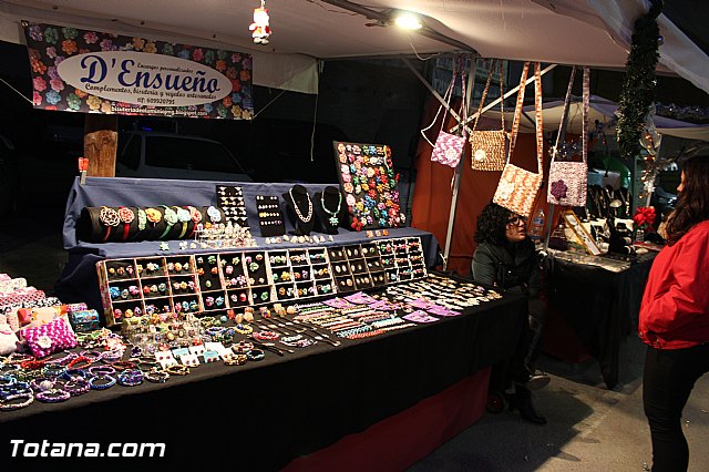 IV Feria de la Navidad y el Regalo de la Avenida de Lorca - 30