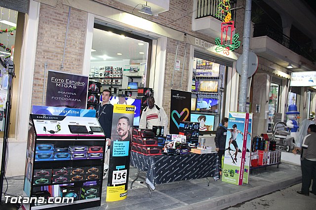 IV Feria de la Navidad y el Regalo de la Avenida de Lorca - 39