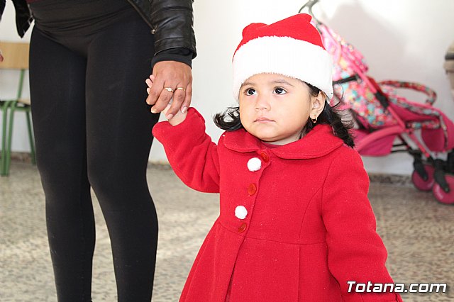 Fiesta navidea Escuela Infantil Clara Campoamor 2017 - 23
