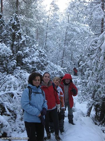 El club senderista realiz tres rutas donde la nieve fue la gran protagonista - 157