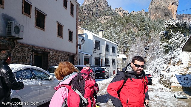 El club senderista realiz tres rutas donde la nieve fue la gran protagonista - 180