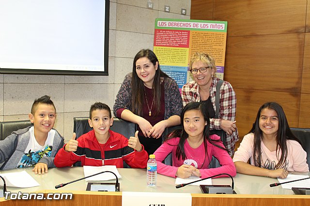 Acto institucional del Da Internacional de los Derechos del Ni@2015  - 1