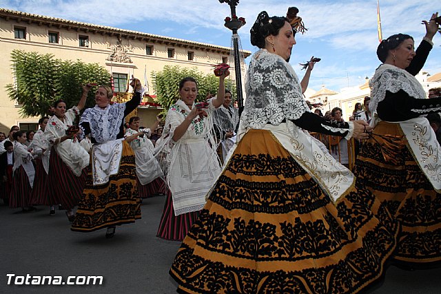 Ofrenda floral a Santa Eulalia 2011 - 640
