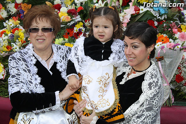 Ofrenda floral a Santa Eulalia 2011 - 662