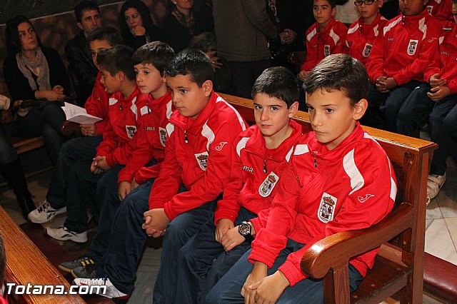 Ofrenda floral a Santa Eulalia. Escuela Municipal de Ftbol - 2012 - 14