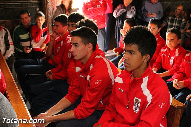 Ofrenda floral a Santa Eulalia. Escuela Municipal de Ftbol - 2012 - 30