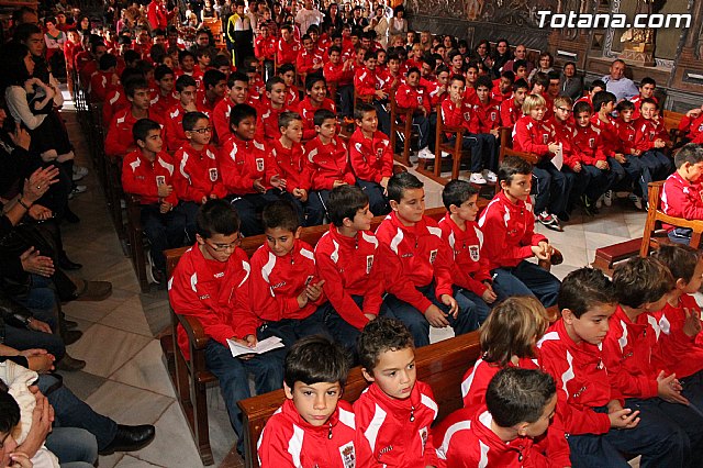 Ofrenda floral a Santa Eulalia. Escuela Municipal de Ftbol - 2012 - 63