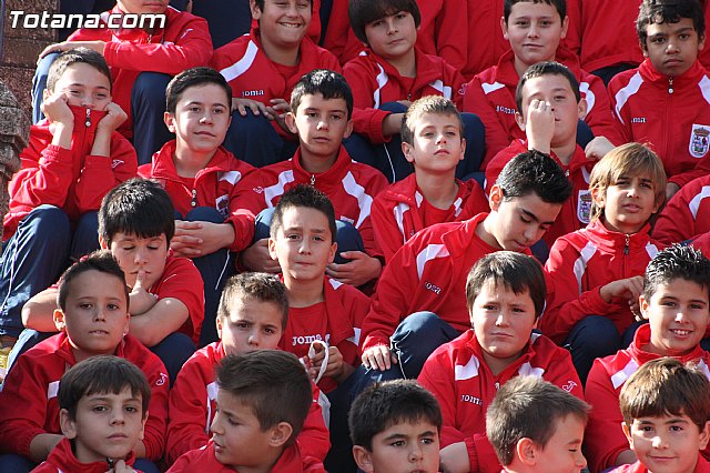 Ofrenda floral a Santa Eulalia. Escuela Municipal de Ftbol - 2012 - 91
