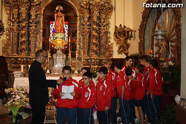 Escuela de ftbol - Ofrenda floral a Santa Eulalia 2011 - 39