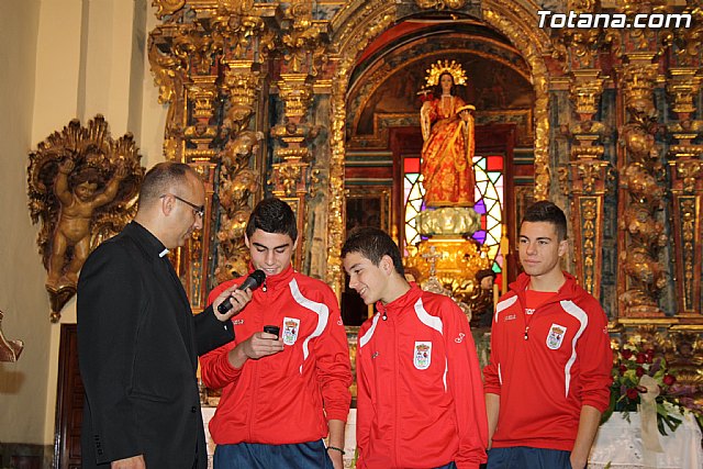 Escuela de ftbol - Ofrenda floral a Santa Eulalia 2011 - 53