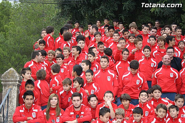 Escuela de ftbol - Ofrenda floral a Santa Eulalia 2011 - 66