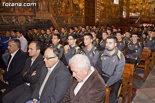 Ofrenda floral a Santa Eulalia. Olmpico de Totana. 2011 - 20