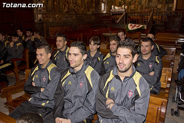 Ofrenda floral a Santa Eulalia. Olmpico de Totana. 2011 - 32