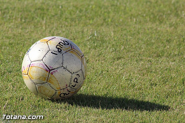 Olmpico de Totana Vs At. Pulpileo. Final Play Off ascenso a 3 Divisin (2-4) - 12