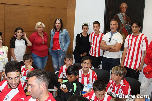 Recepcin institucional al Olmpico de Totana tras su ascenso a Tercera Divisin - 29