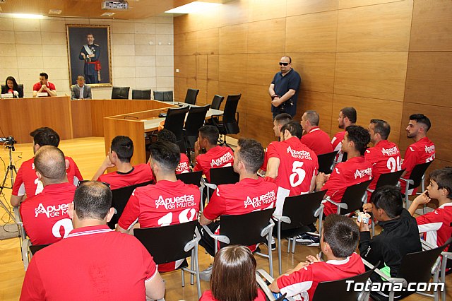 Recepcin institucional al Olmpico de Totana tras su ascenso a Tercera Divisin - 41