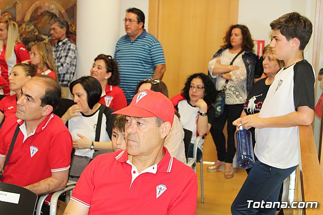 Recepcin institucional al Olmpico de Totana tras su ascenso a Tercera Divisin - 48
