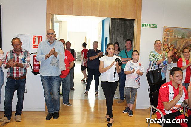Recepcin institucional al Olmpico de Totana tras su ascenso a Tercera Divisin - 63