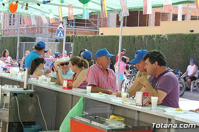Fiestas 2013 -Barrios Olmpico-Las Peras-Estacin-Triptolemos - 124