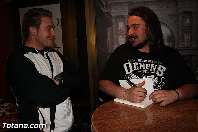 Omega, El ngel Catico (J.M. Lpez) - 68