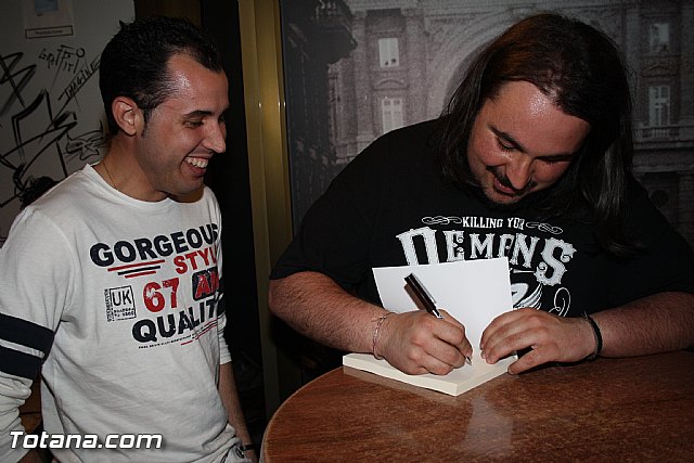 Omega, El ngel Catico (J.M. Lpez) - 69