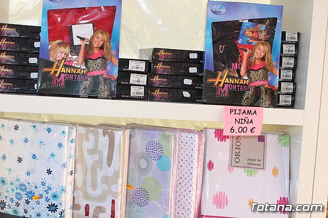 X Feria Outlet - 96