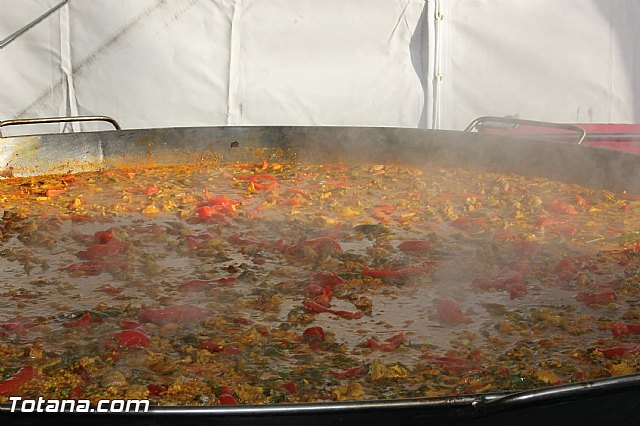 Paella gigante en la Carpa de Noche - Fiestas de Santa Eulalia 2015 - 19