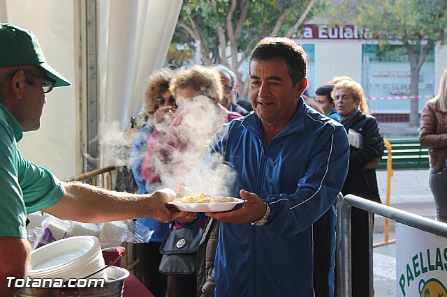 Paella gigante en la Carpa de Noche - Fiestas de Santa Eulalia 2015 - 30