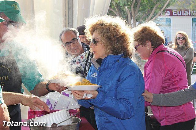 Paella gigante en la Carpa de Noche - Fiestas de Santa Eulalia 2015 - 33