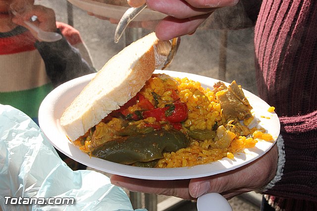 Paella gigante en la Carpa de Noche - Fiestas de Santa Eulalia 2015 - 51