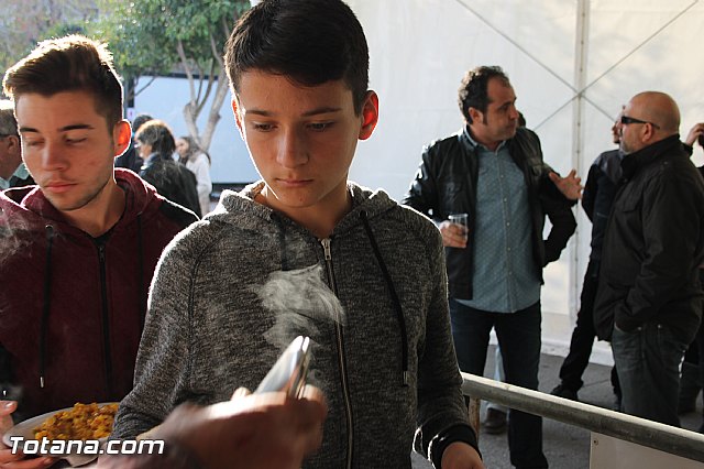 Paella gigante en la Carpa de Noche - Fiestas de Santa Eulalia 2015 - 68