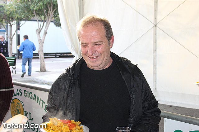 Paella gigante en la Carpa de Noche - Fiestas de Santa Eulalia 2015 - 141