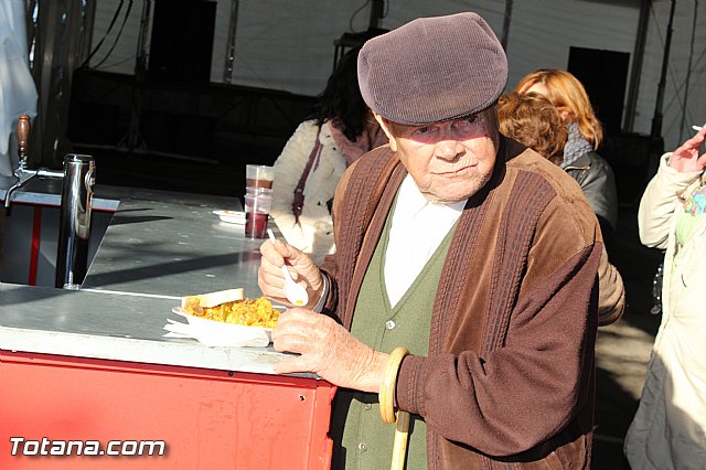 Paella gigante en la Carpa de Noche - Fiestas de Santa Eulalia 2015 - 155