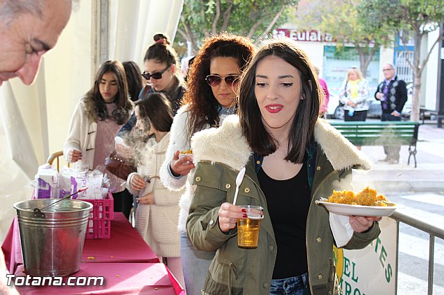 Paella gigante en la Carpa de Noche - Fiestas de Santa Eulalia 2015 - 181