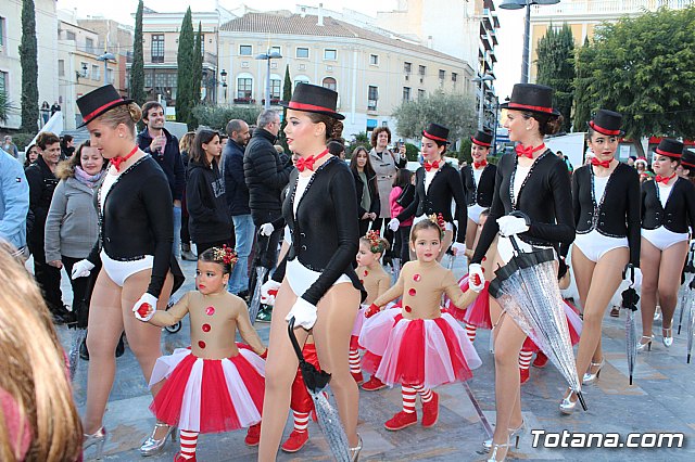 Visita de Papa Noel a Totana - Loles Miralles Estudio de Danza 2018 - 1