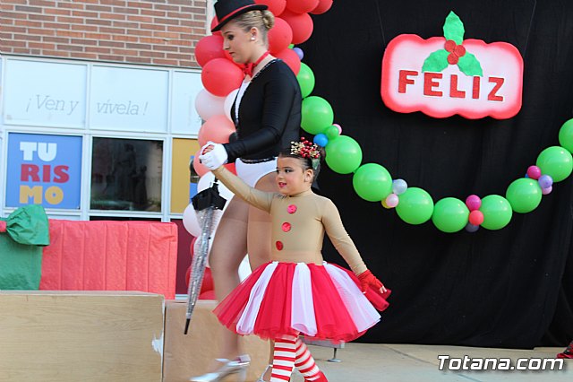 Visita de Papa Noel a Totana - Loles Miralles Estudio de Danza 2018 - 4