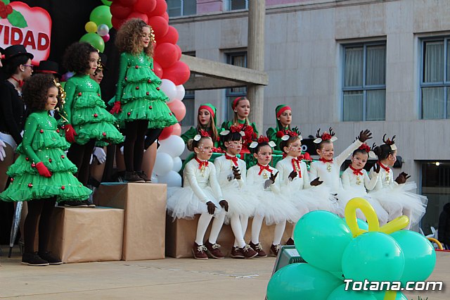 Visita de Papa Noel a Totana - Loles Miralles Estudio de Danza 2018 - 15