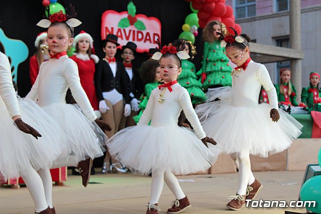 Visita de Papa Noel a Totana - Loles Miralles Estudio de Danza 2018 - 67