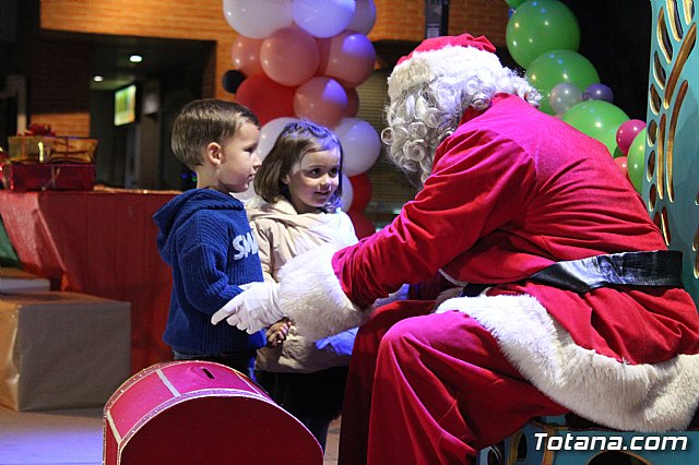 Visita de Papa Noel a Totana - Loles Miralles Estudio de Danza 2018 - 213
