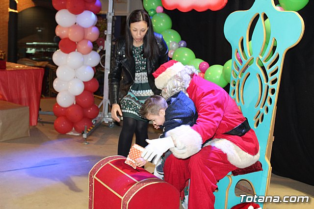 Visita de Papa Noel a Totana - Loles Miralles Estudio de Danza 2018 - 239