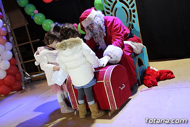Visita de Papa Noel a Totana - Loles Miralles Estudio de Danza 2018 - 353