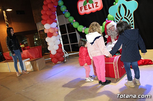 Visita de Papa Noel a Totana - Loles Miralles Estudio de Danza 2018 - 444