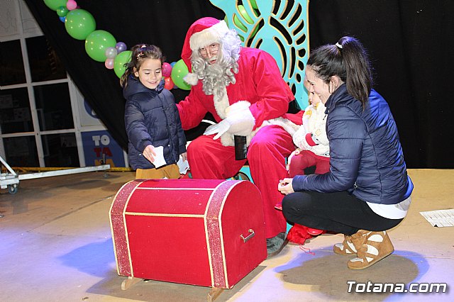 Visita de Papa Noel a Totana - Loles Miralles Estudio de Danza 2018 - 454