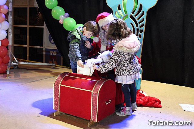 Visita de Papa Noel a Totana - Loles Miralles Estudio de Danza 2018 - 457