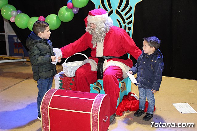 Visita de Papa Noel a Totana - Loles Miralles Estudio de Danza 2018 - 546