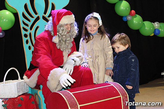 Visita de Papa Noel a Totana - Loles Miralles Estudio de Danza 2018 - 570